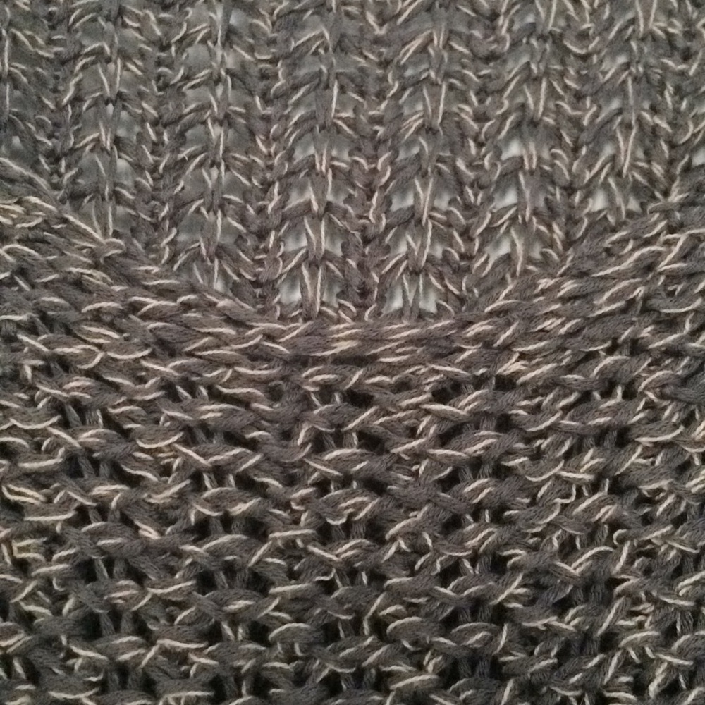 sweater - Picture 2 of 3
